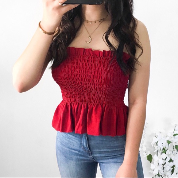 ❤️CLEARANCE❤️ Red ruffle smocked tube top - Picture 2 of 3